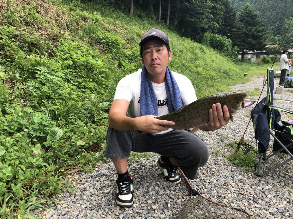 【頂鱒５８ｃｍ】全体