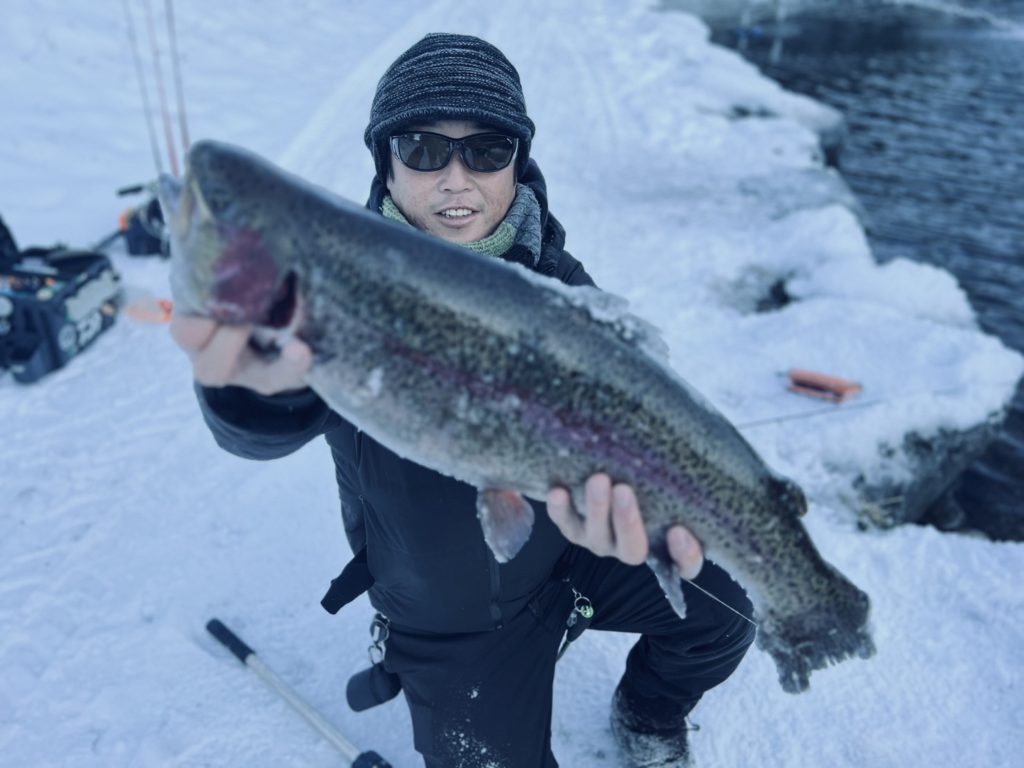 【頂鱒５８ｃｍ】全体