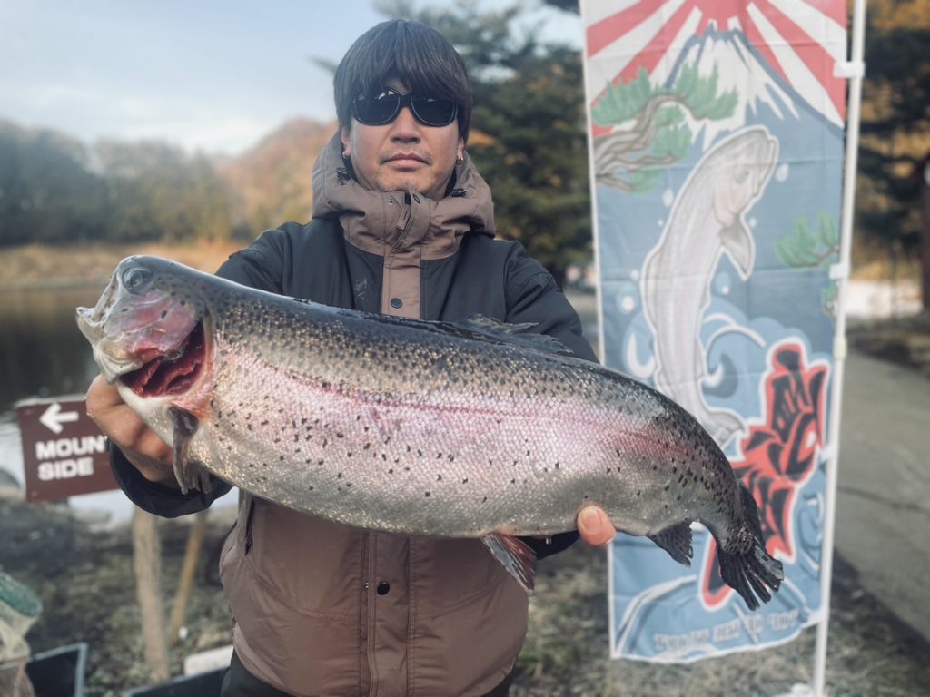 【頂鱒６１ｃｍ】全体