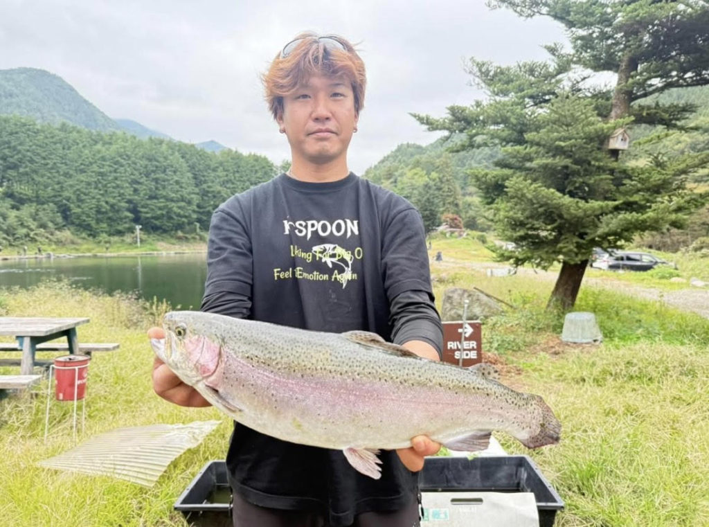 【頂鱒５２ｃｍ】全体