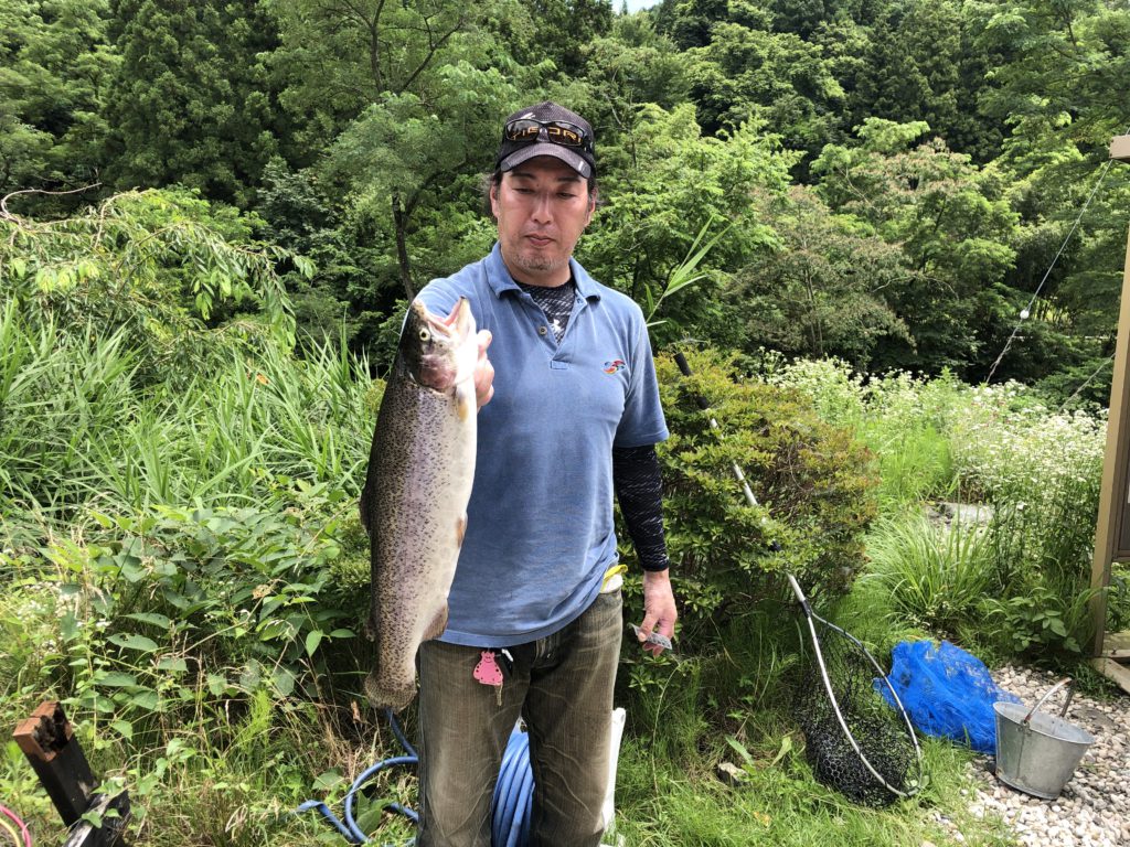 【頂鱒５２ｃｍ】全体