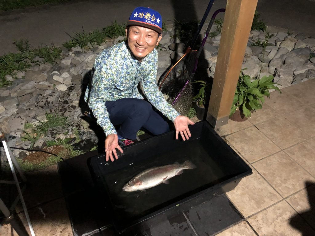 【頂鱒５３ｃｍ】全体