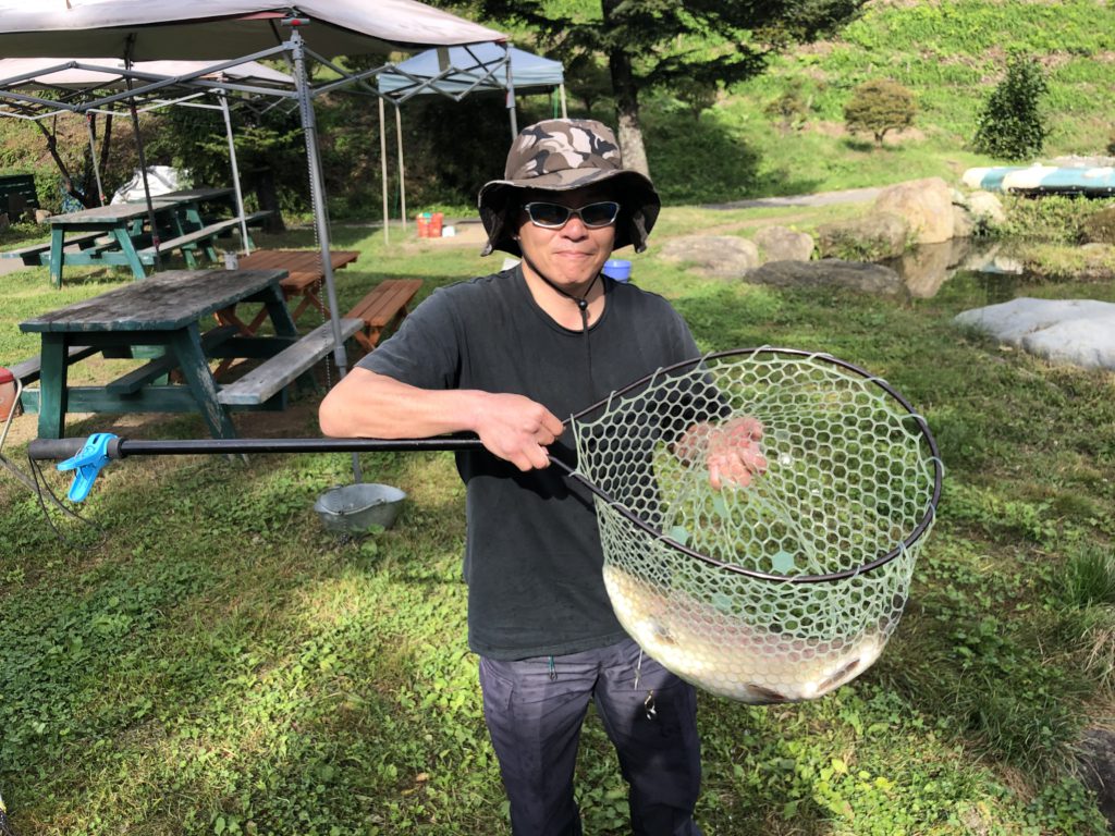 【ロックトラウト５６ｃｍ】全体
