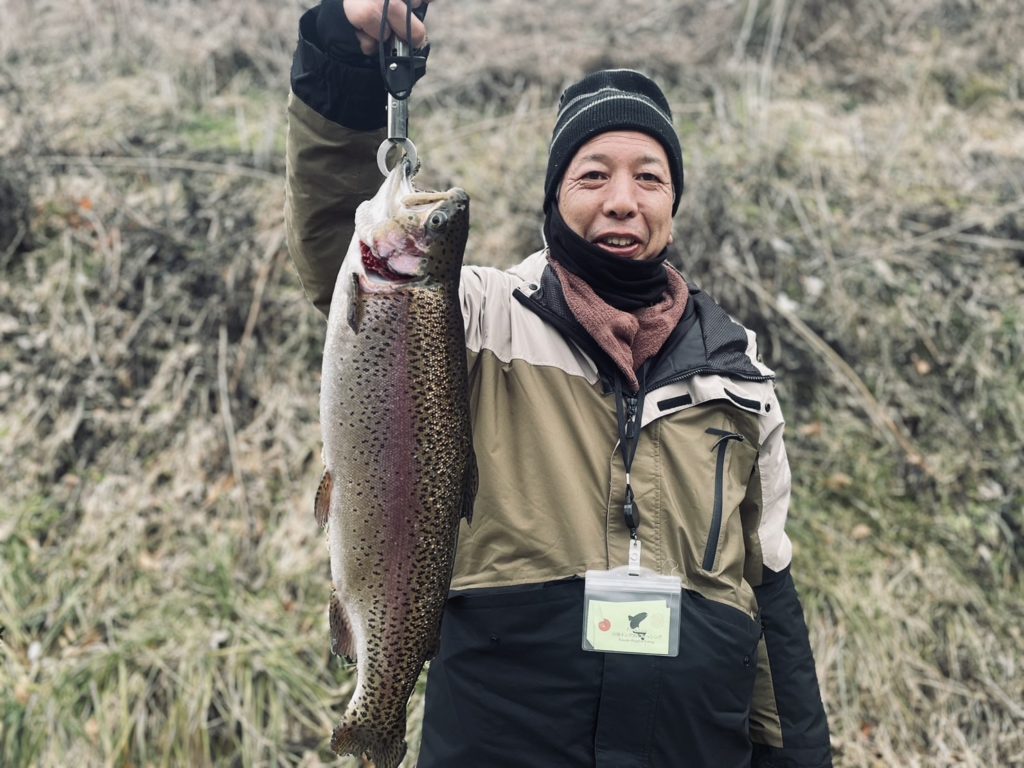 【頂鱒５４ｃｍ】全体