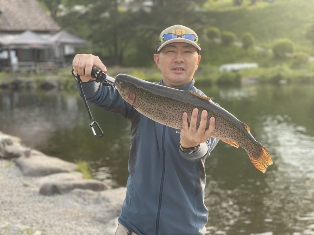 【頂鱒５６ｃｍ】全体