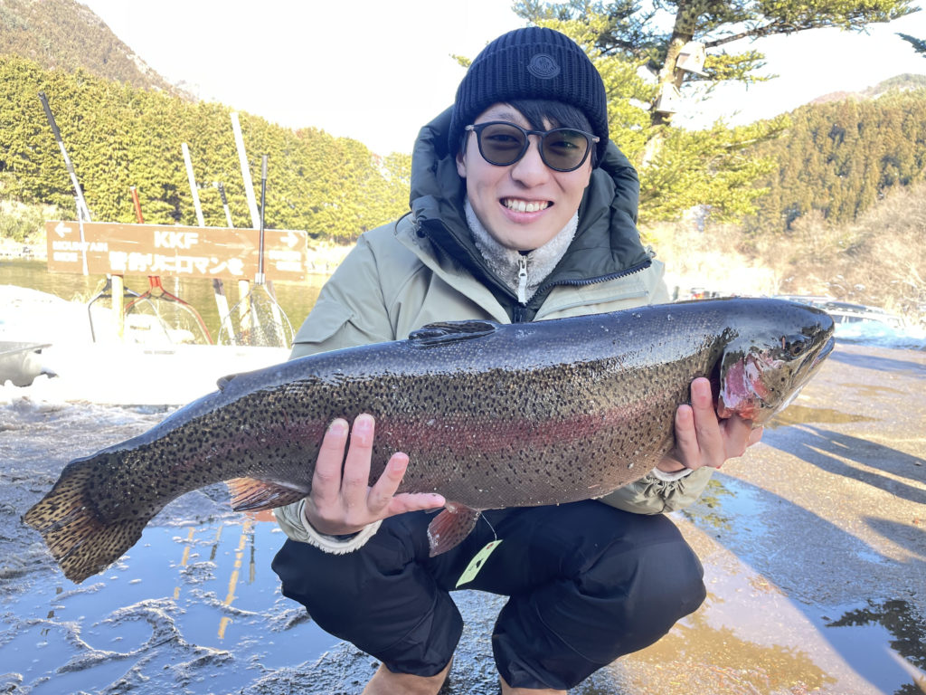 【頂鱒７４ｃｍ】全体