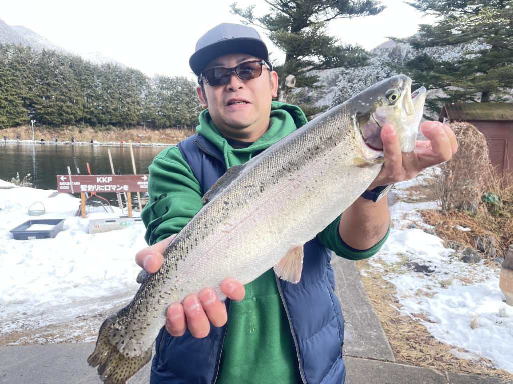 【頂鱒５５ｃｍ】全体