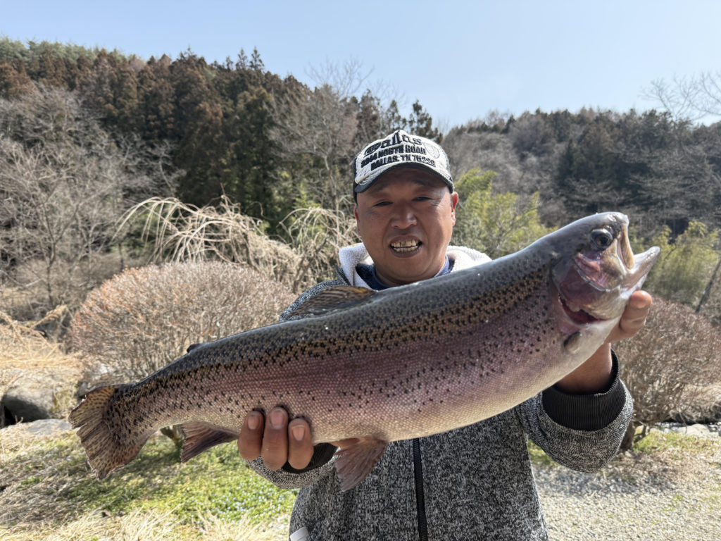 【頂鱒６１ｃｍ】全体