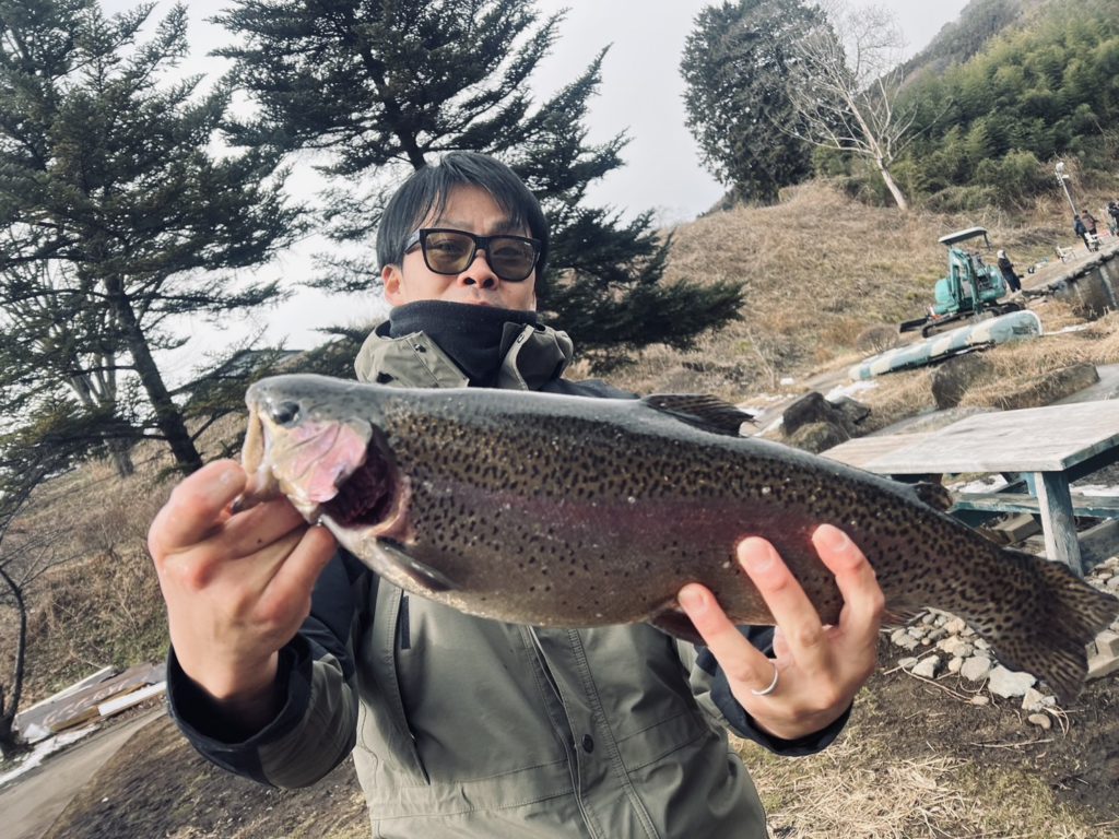 【頂鱒５４ｃｍ】全体