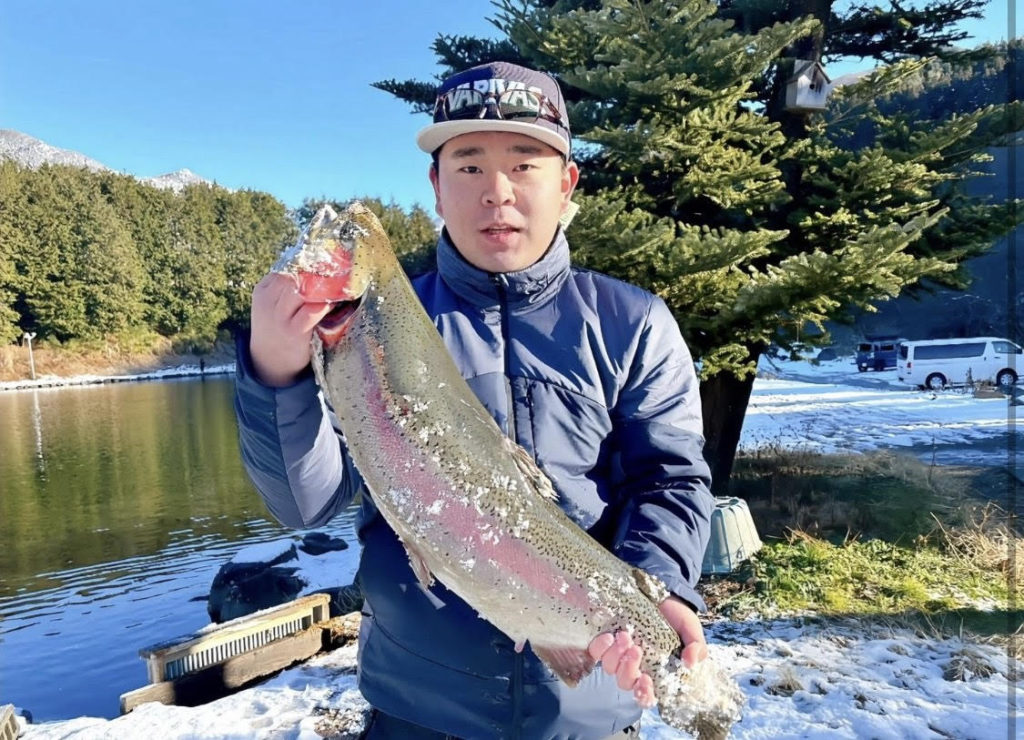 【頂鱒７２ｃｍ】全体