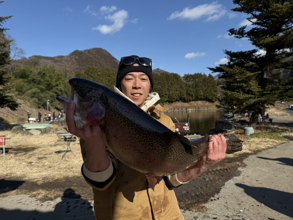 【頂鱒７３ｃｍ】全体