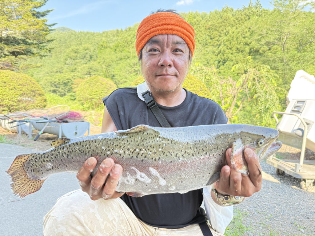 【頂鱒５４ｃｍ】全体