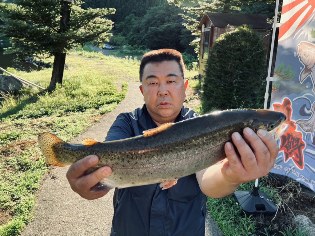 【頂鱒５０ｃｍ】全体