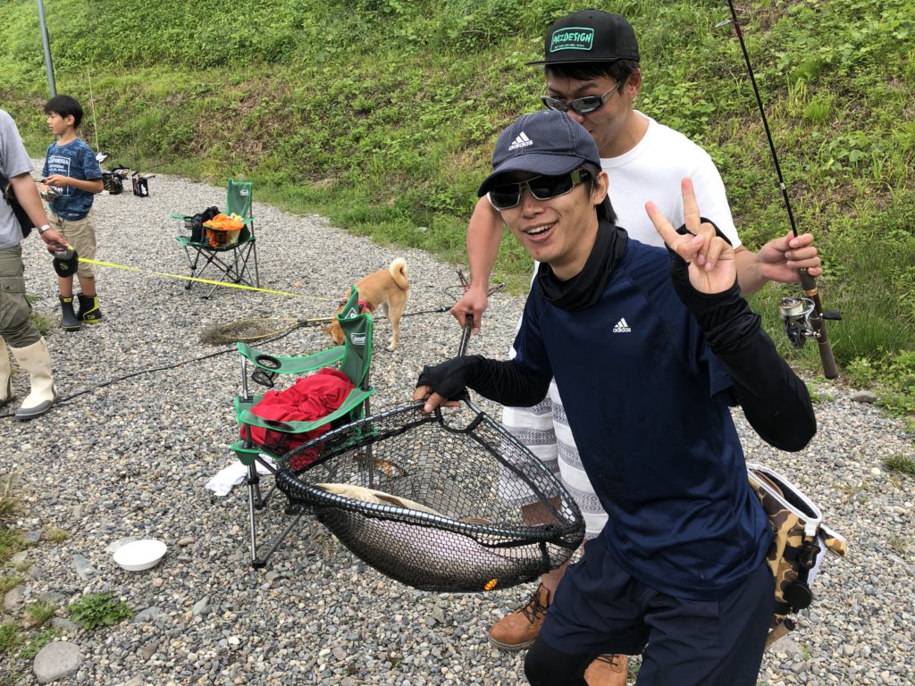 【ロックトラウト５８ｃｍ】全体