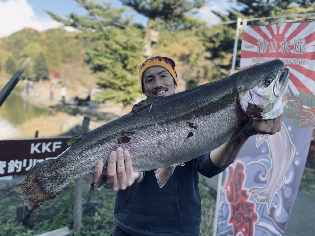 【頂鱒７６ｃｍ】全体