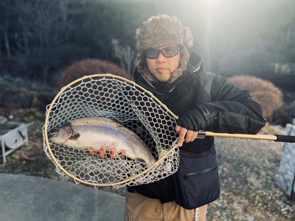 【頂鱒５３ｃｍ】全体