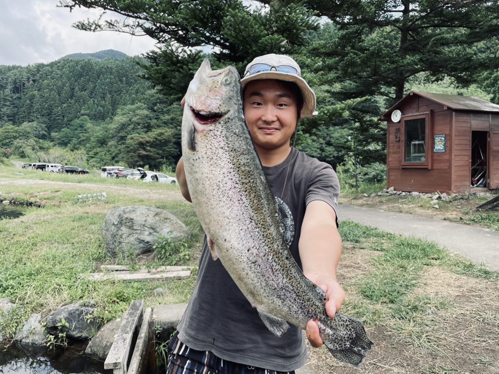 【頂鱒５５ｃｍ】全体