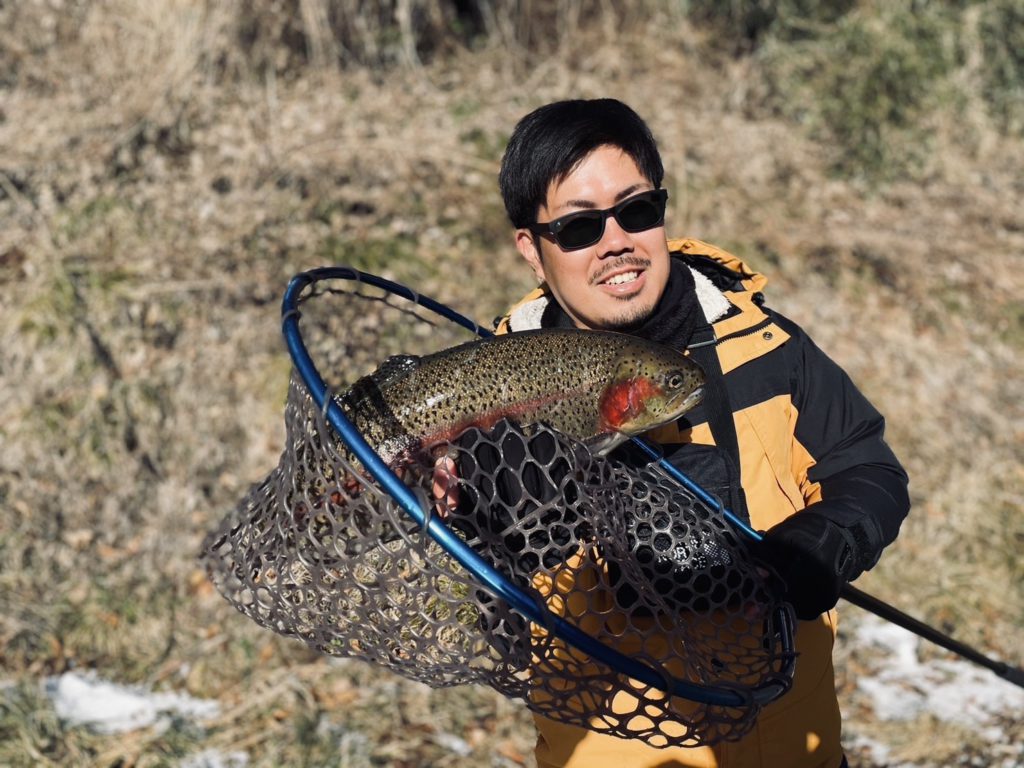 【頂鱒５７ｃｍ】全体