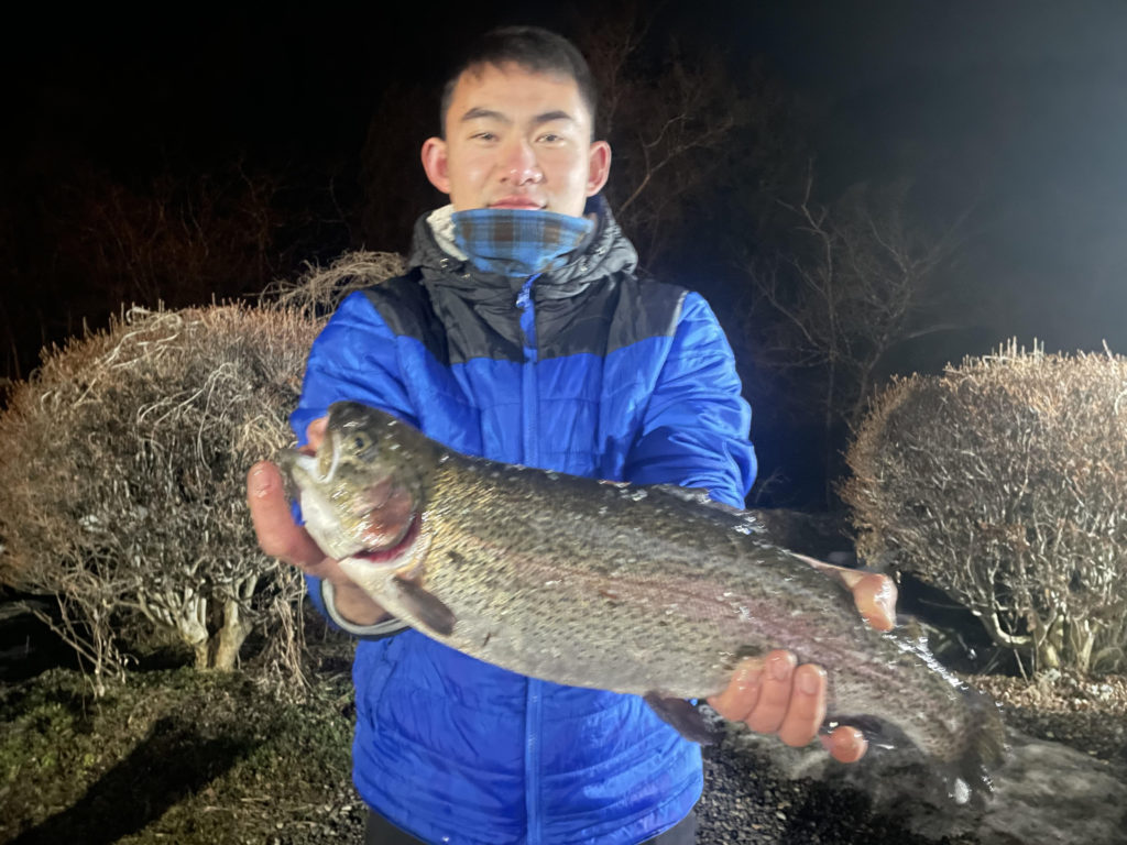 【頂鱒５３ｃｍ】全体