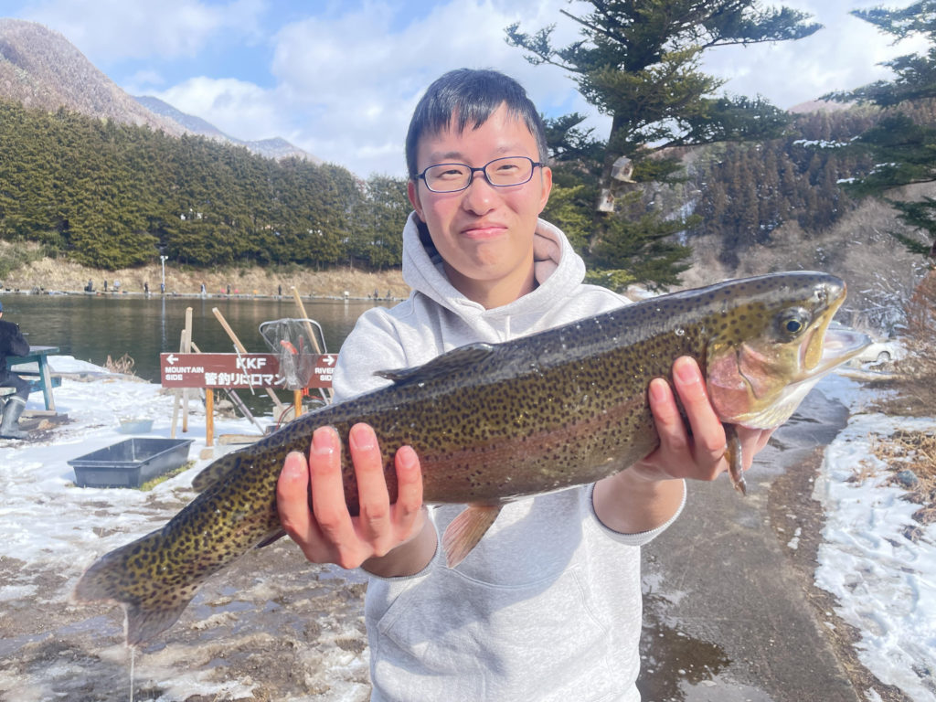 【頂鱒５４ｃｍ】全体