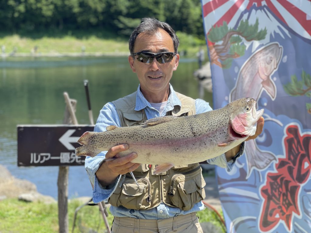 【頂鱒６１ｃｍ】全体