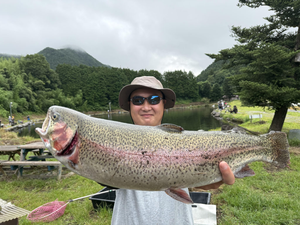【頂鱒６０ｃｍ】全体