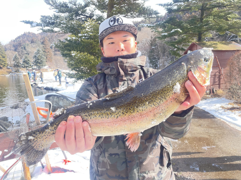 【頂鱒５５ｃｍ】全体