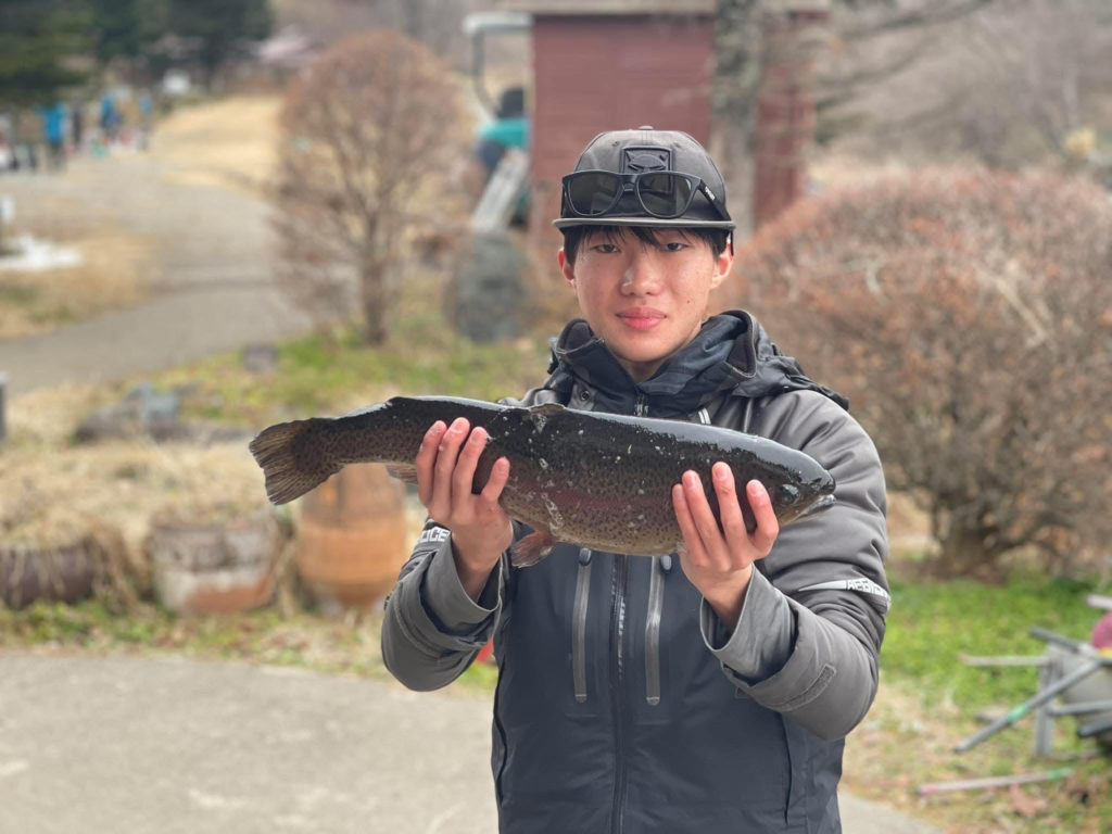 【頂鱒５４ｃｍ】全体