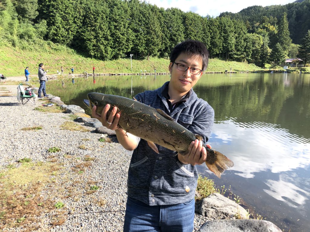 【ロックトラウト６４ｃｍ】全体