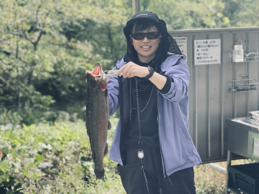 【頂鱒６２ｃｍ】全体