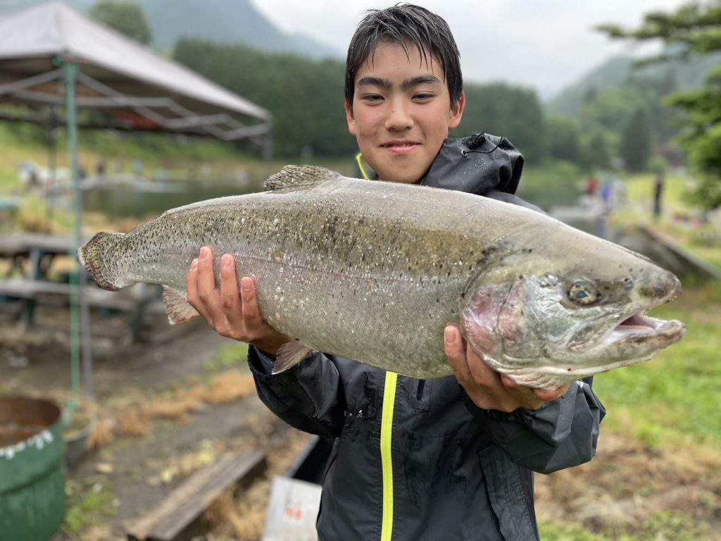 【頂鱒７０ｃｍ】全体