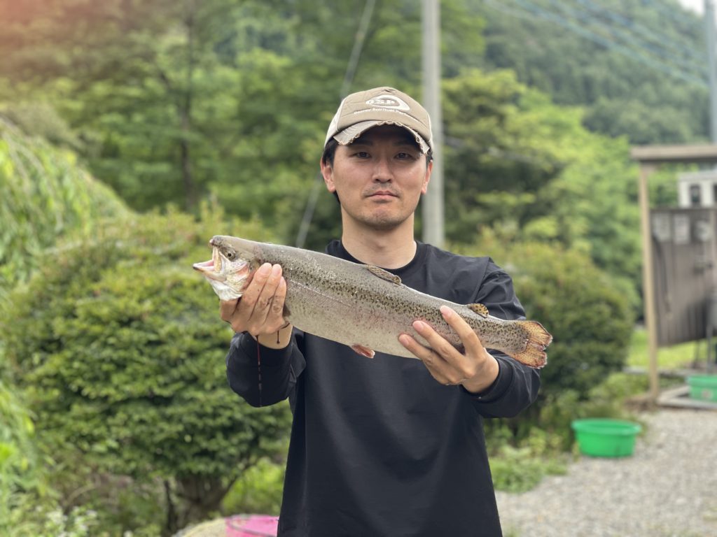 【頂鱒５２ｃｍ】全体