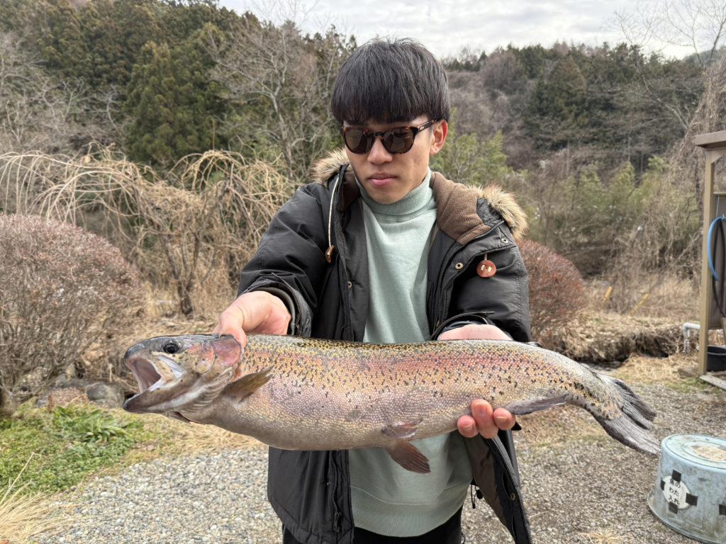 【頂鱒５８ｃｍ】全体