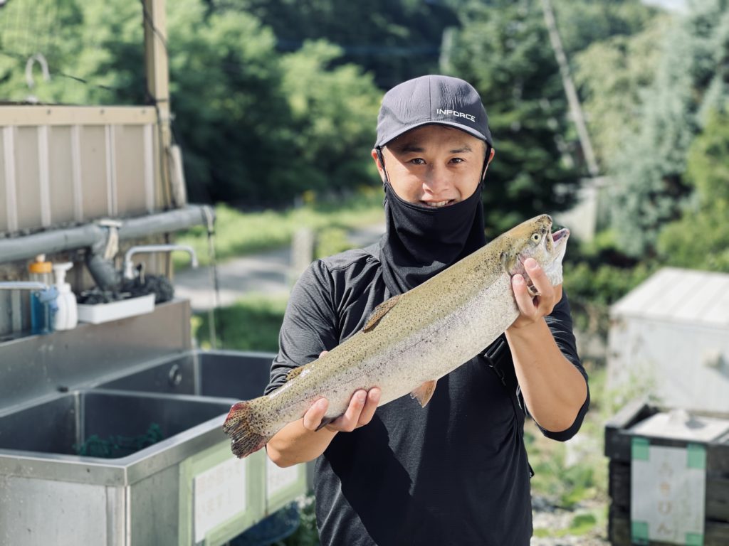 【頂鱒５１ｃｍ】全体