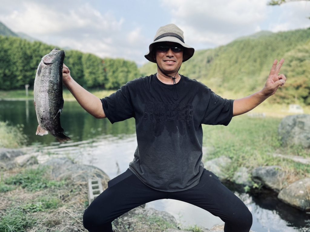 【頂鱒５２ｃｍ】全体