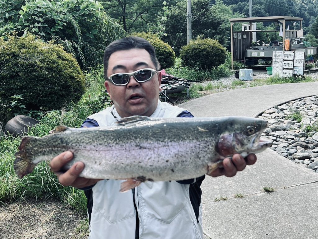 【頂鱒５５ｃｍ】全体