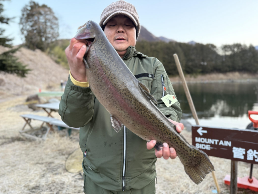 【頂鱒６２ｃｍ】全体