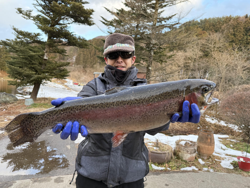 【頂鱒６０ｃｍ】全体