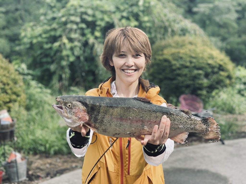 【頂鱒５６ｃｍ】全体