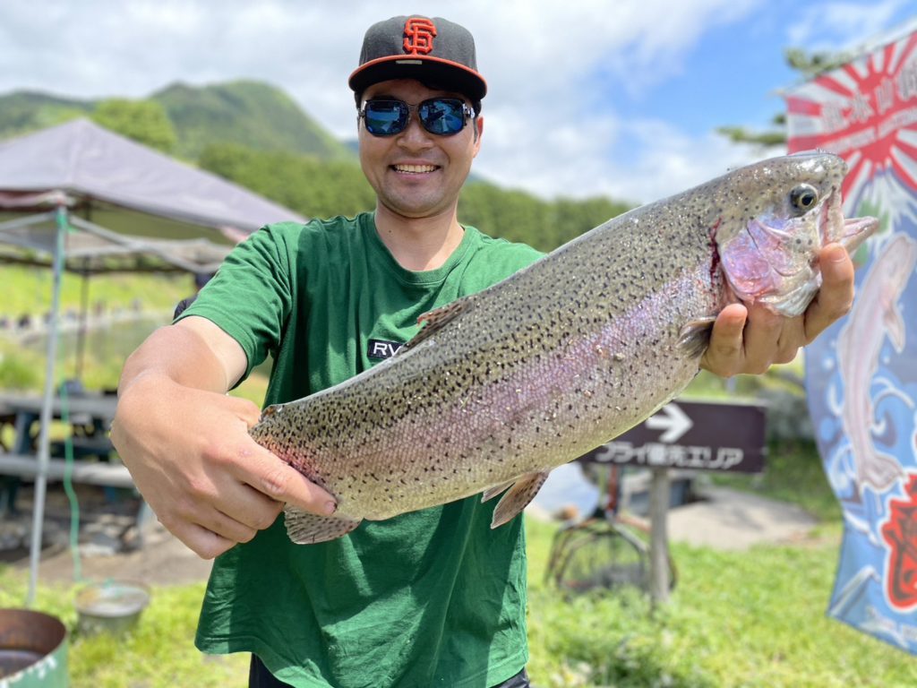 【頂鱒５８ｃｍ】全体