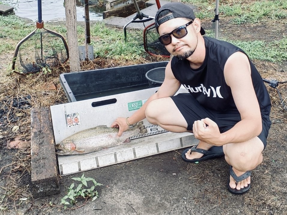 【頂鱒５４ｃｍ】全体