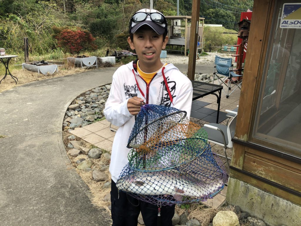 【頂鱒５２ｃｍ】全体