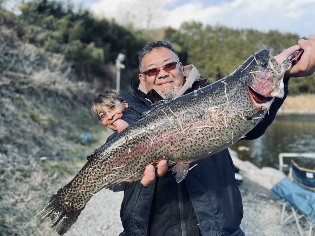 【頂鱒５５ｃｍ】全体