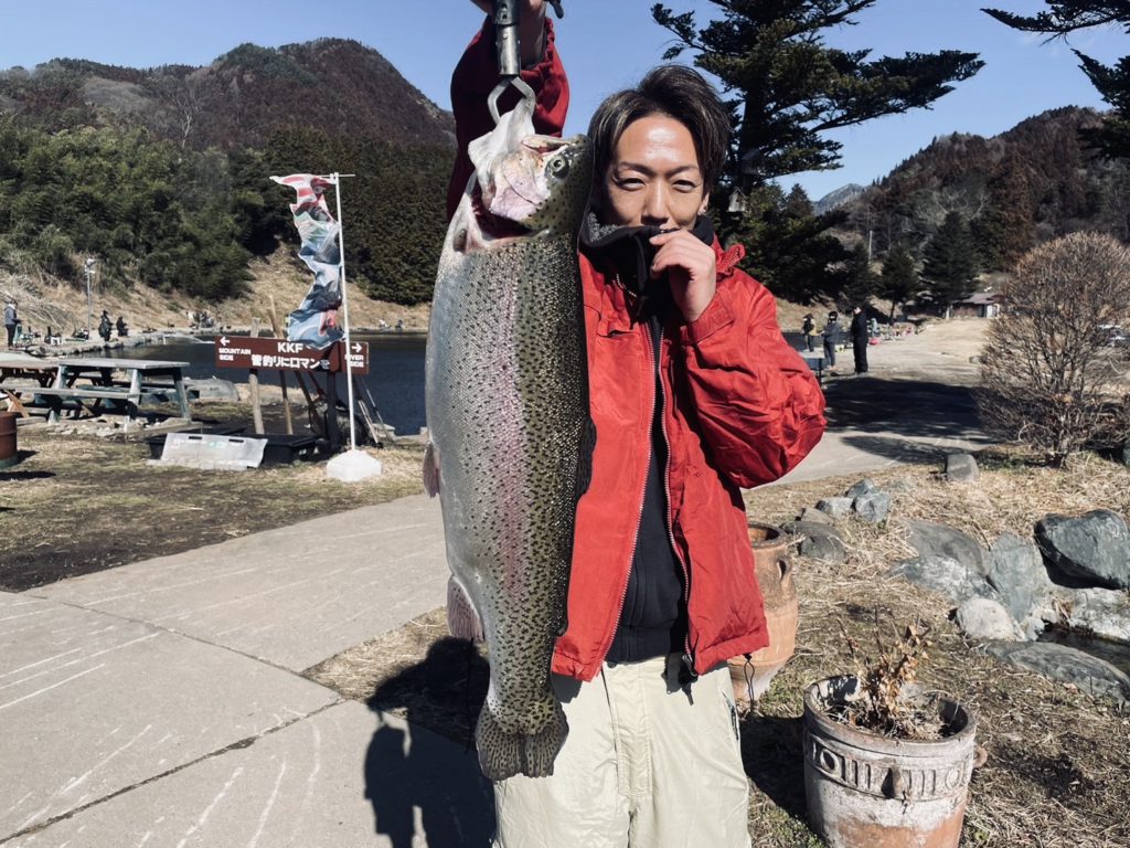 【頂鱒６０ｃｍ】全体