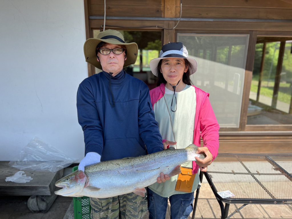 【頂鱒７６ｃｍ】全体