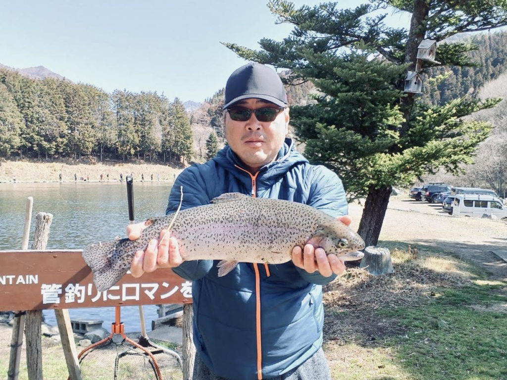 【頂鱒５６ｃｍ】全体