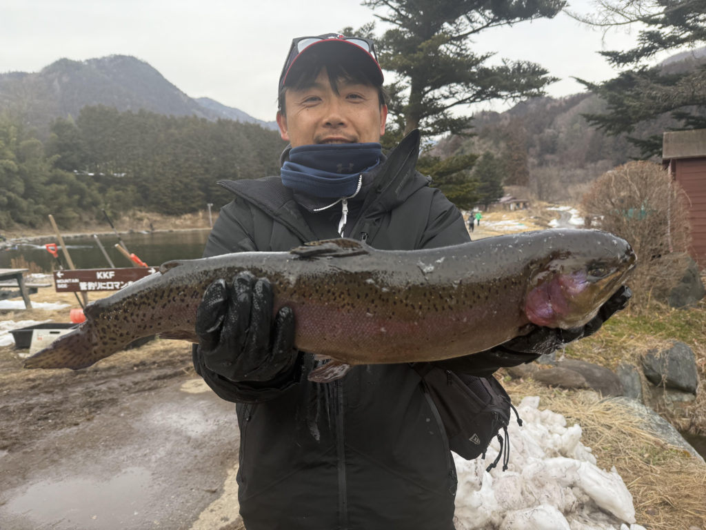 【頂鱒６０ｃｍ】全体