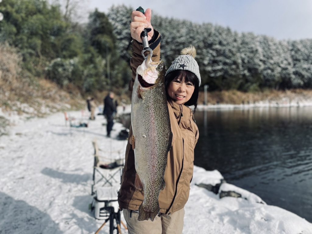 【頂鱒５５ｃｍ】全体