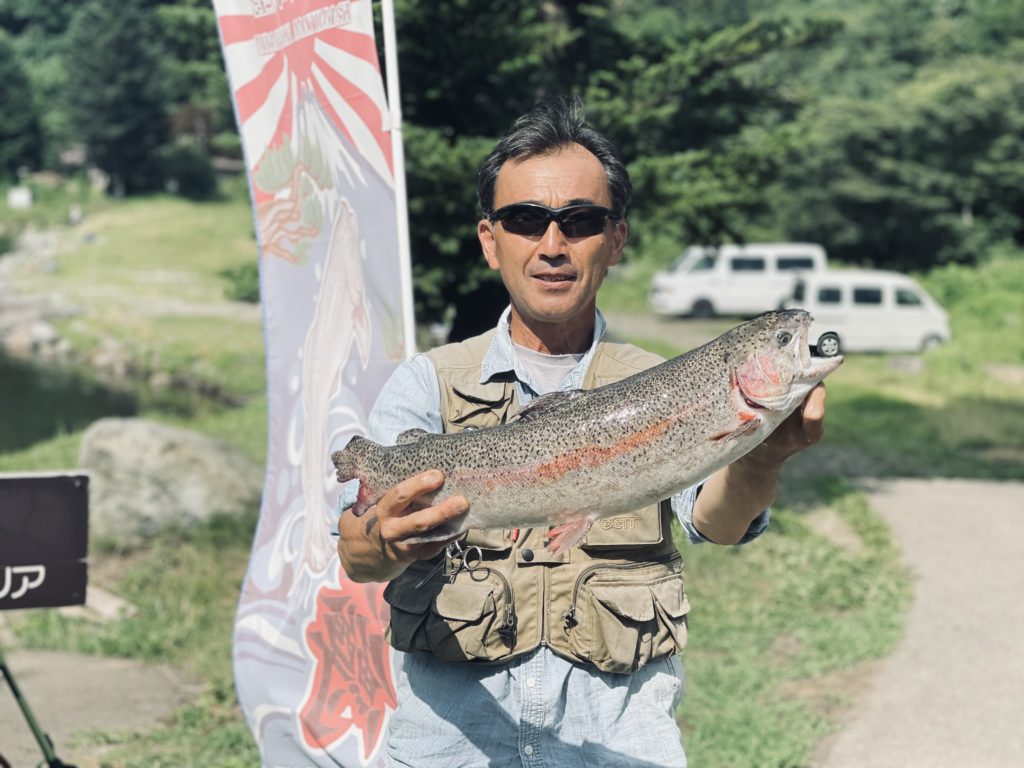 【頂鱒６２ｃｍ】全体